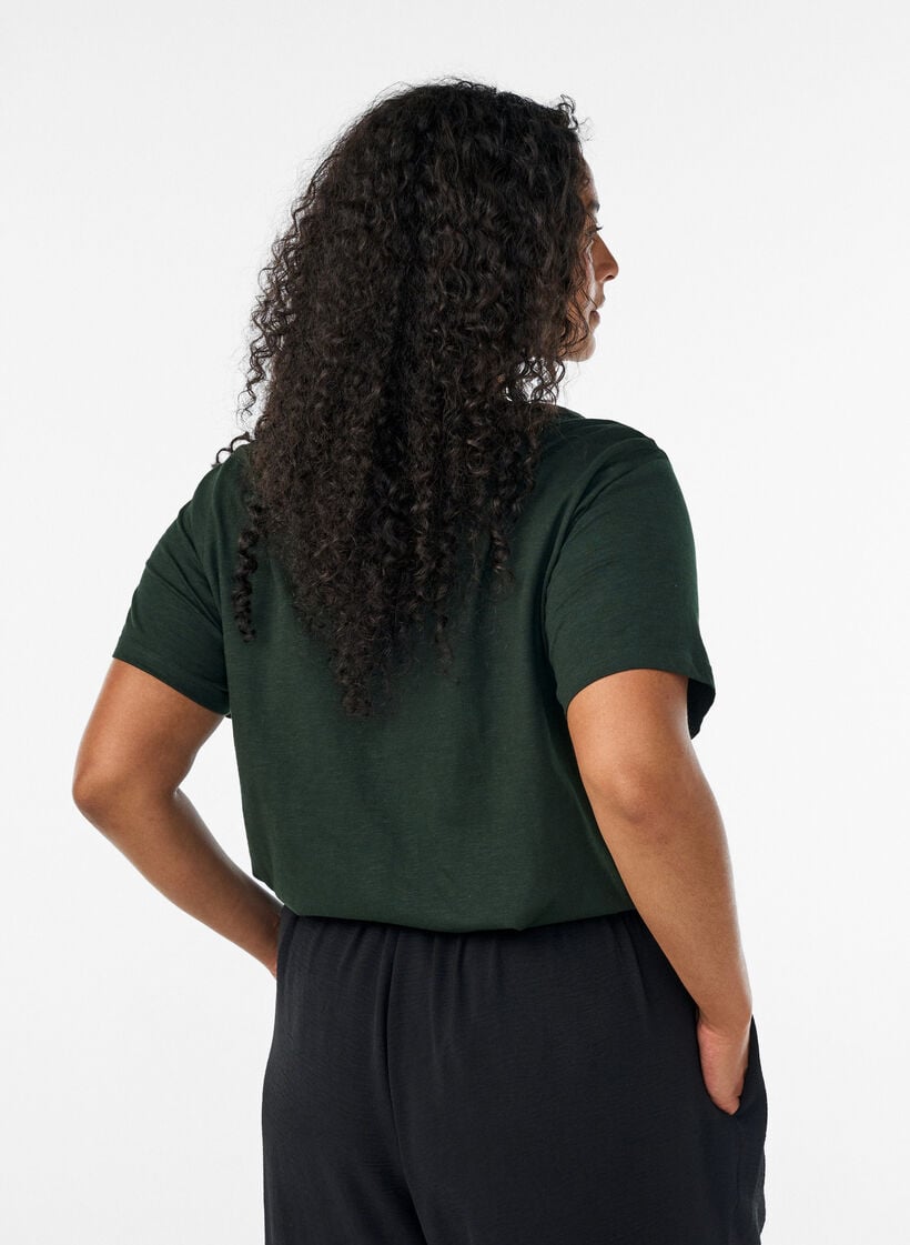 T-skjorte med knappdetalj, Gr&oslash;nn, Model image number 2