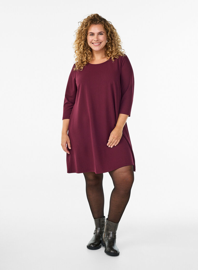 Kort A-linje kjole med 3/4 ermer, R&oslash;d, Model image number 1