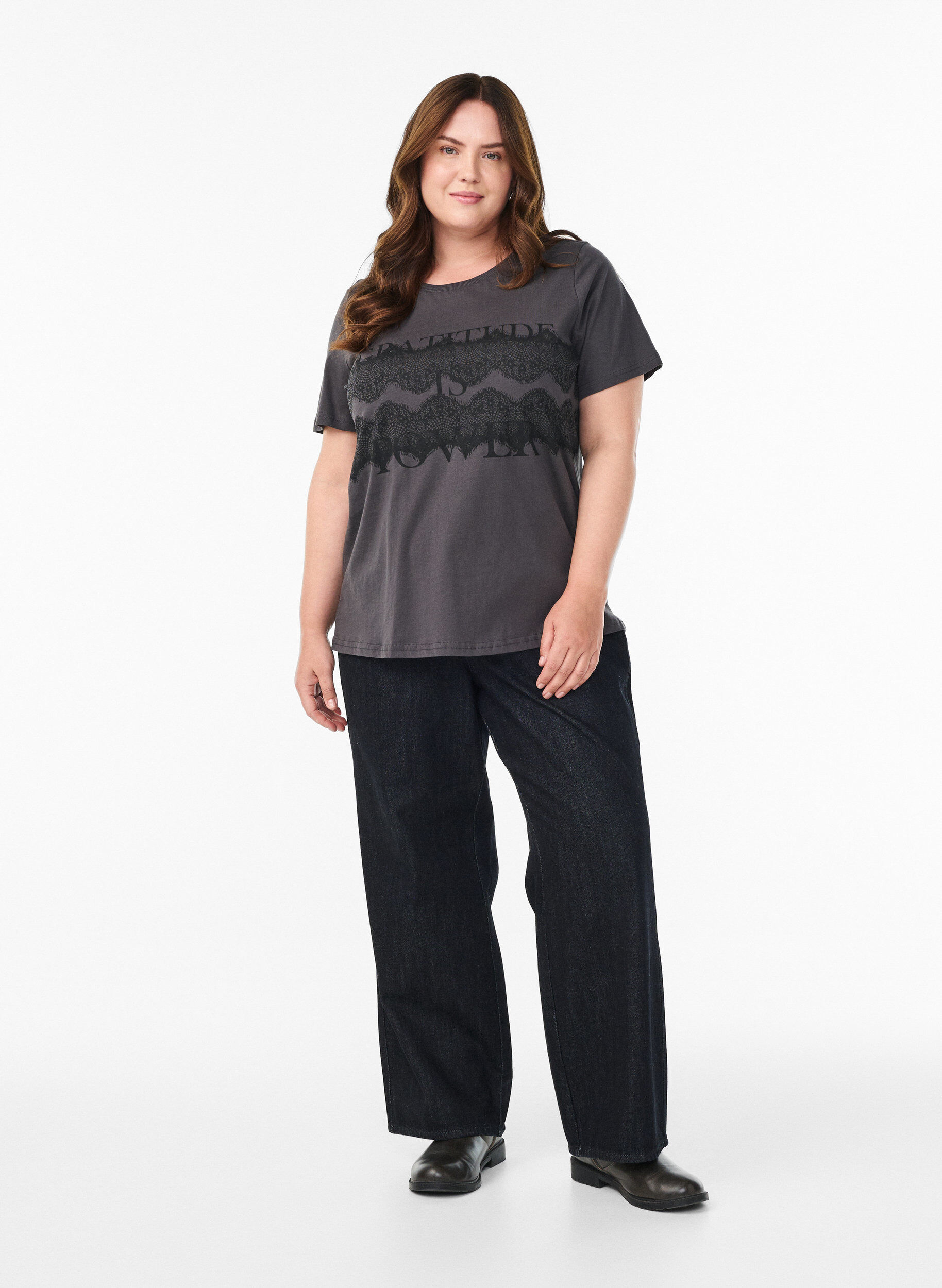 Zizzi Bomulls-t-skjorte med fronttrykk, Gr&aring;, Model image number 1