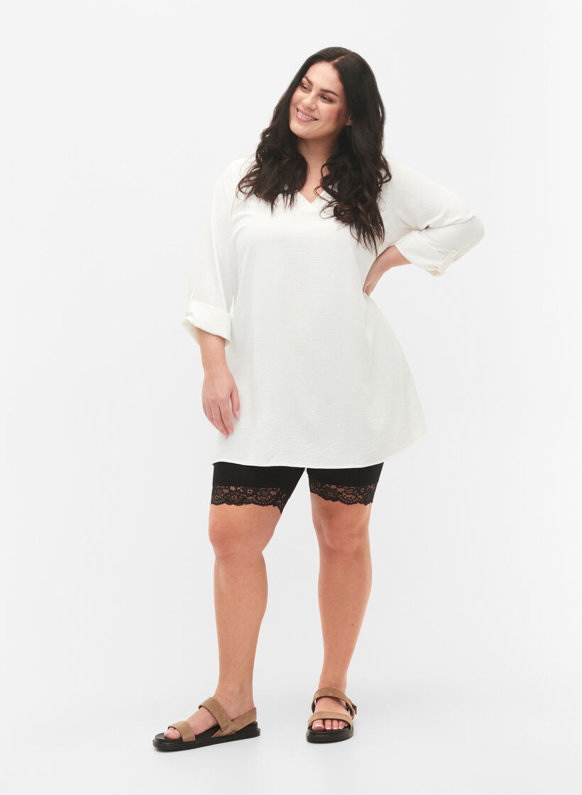 Sykkelshorts med blondekant, Svart, Model image number 1