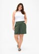 Shorts med lommer og løs passform, Grønn, Model image number 1
