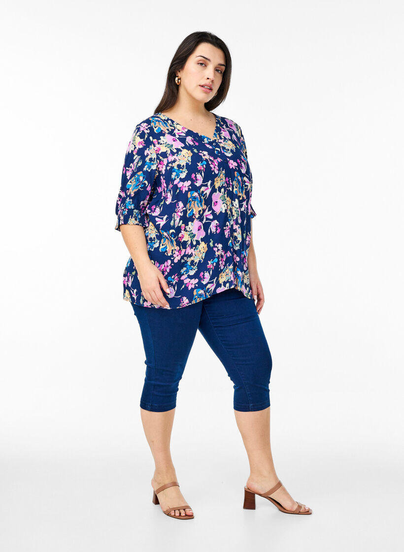 Kortermet viskosebluse, Blå, Model image number 1