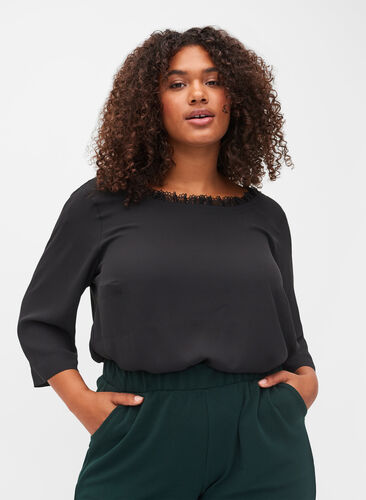 Bluse med 3/4-ermer og blonderygg, Black, Model image number 0