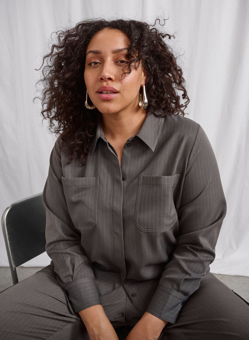 Skjorte med nålestriper, krage og brystlommer, Dark Shadow Pin St., Image image number 0