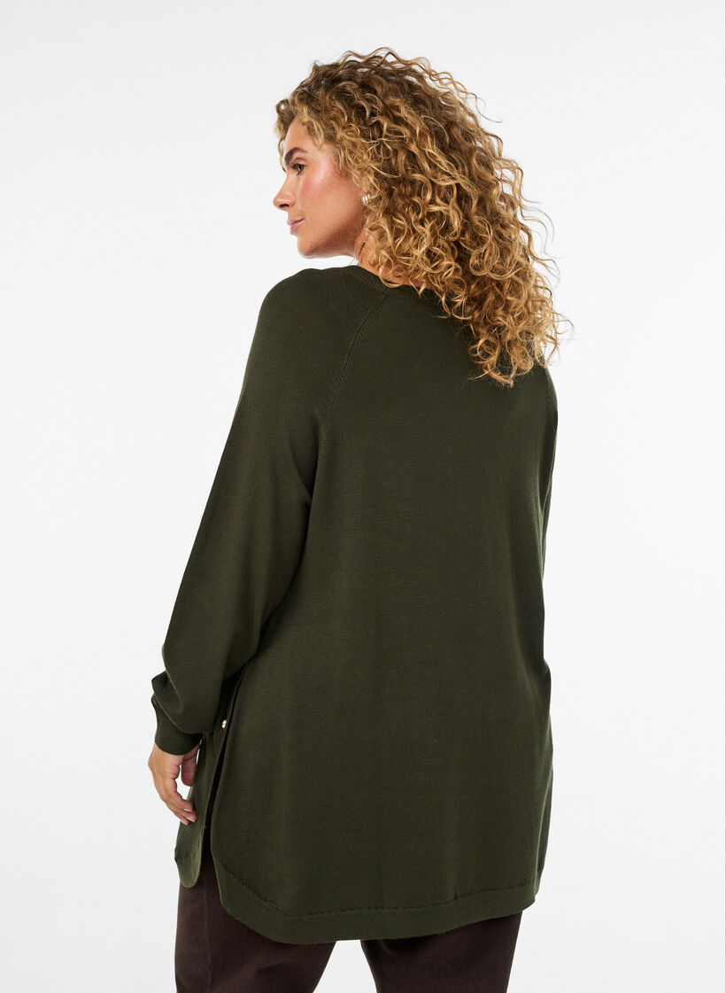 Strikkebluse med knapper p&aring; siden, Gr&oslash;nn, Model image number 2