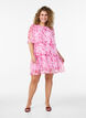 Kort kjole i chiffonlook med blomsterprint og volanger, Rosa, Model image number 1