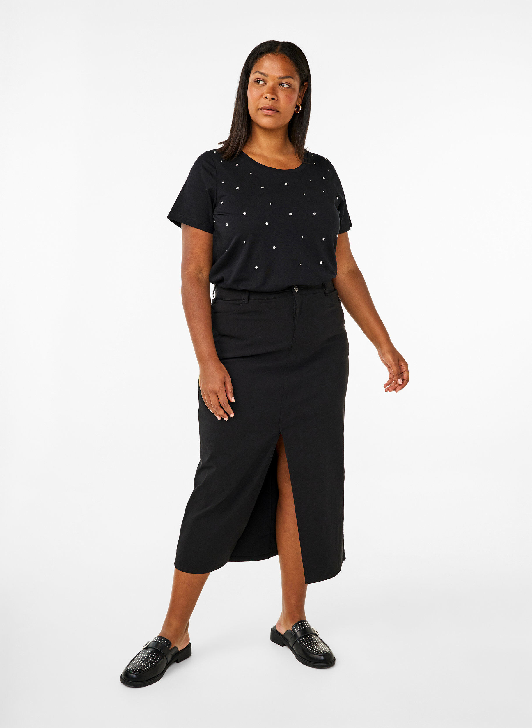 Zizzi T-skjorte i bomull med rhinestones, Black, Model image number 3