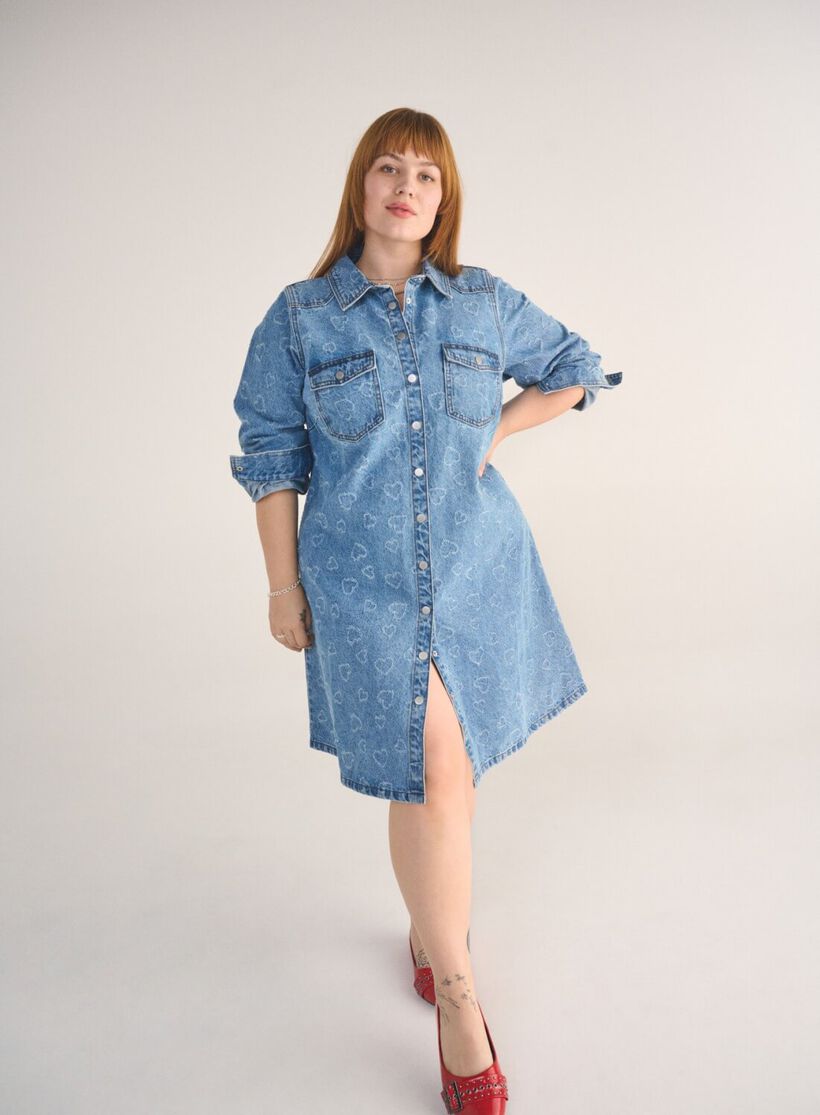 Denim-kjole, , Model