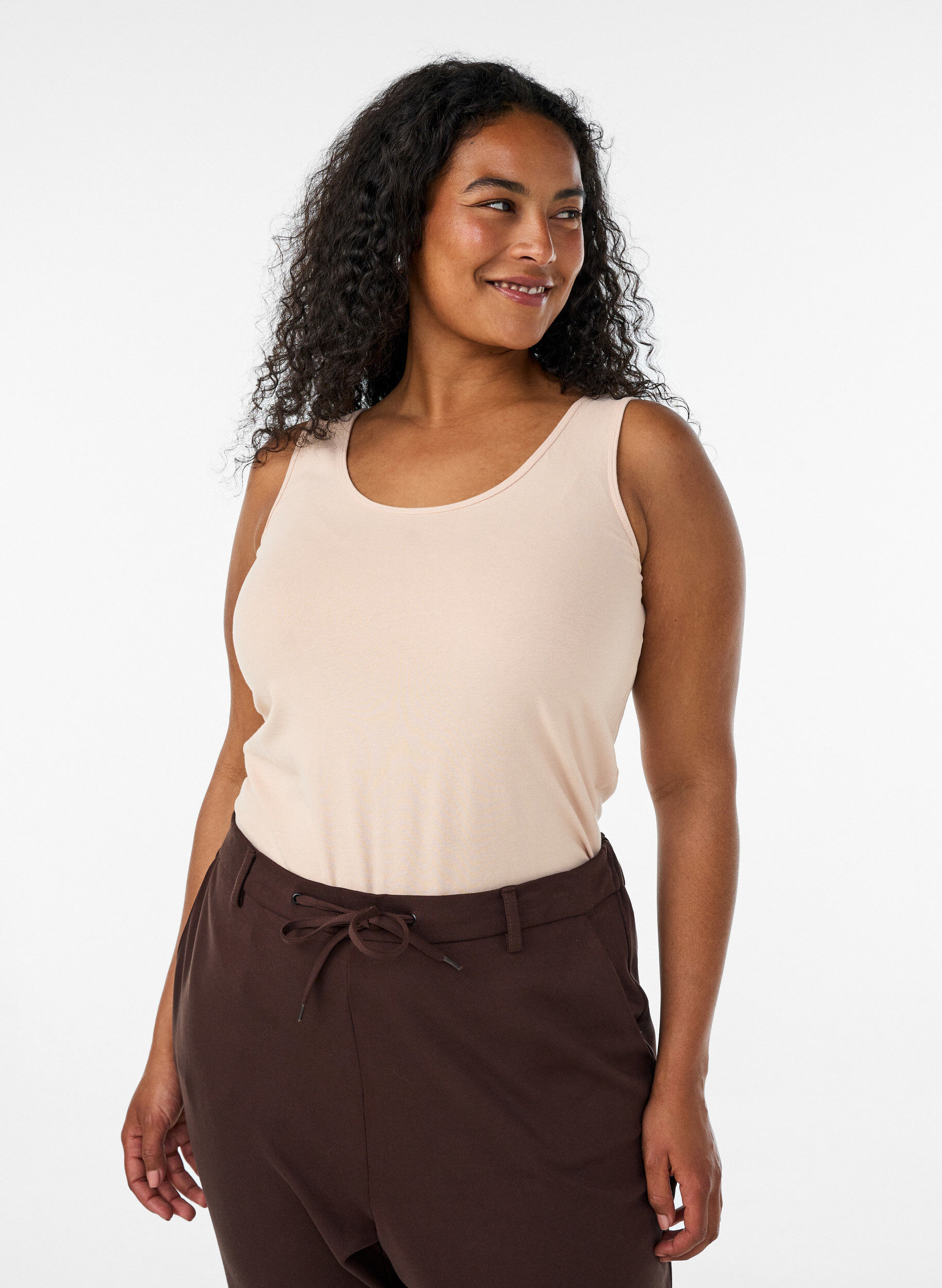 Ensfarget basic topp i bomull, Beige, Model