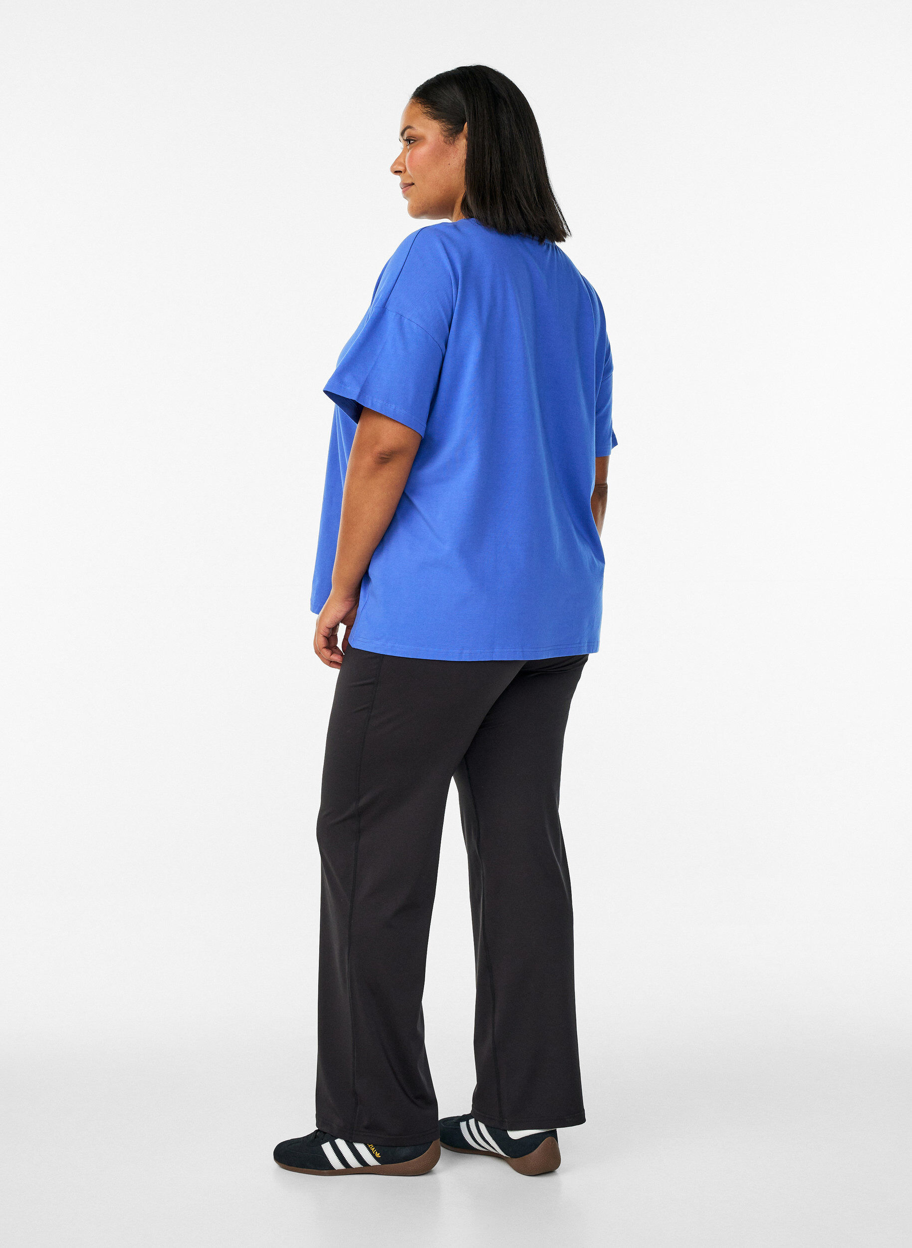 Zizzi Utsvingte treningsbukser med h&oslash;y midje, Svart, Model image number 2