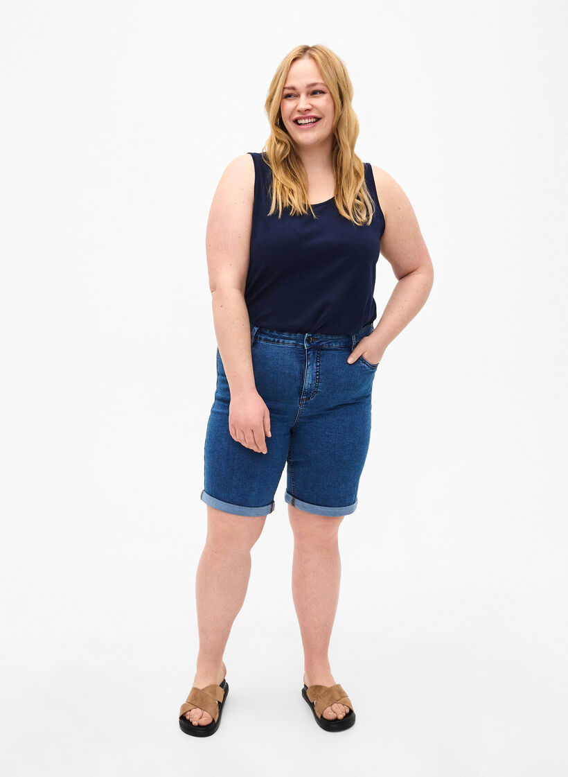 Tettsittende dongerishorts med h&oslash;y midje, Blue Denim, Model image number 3