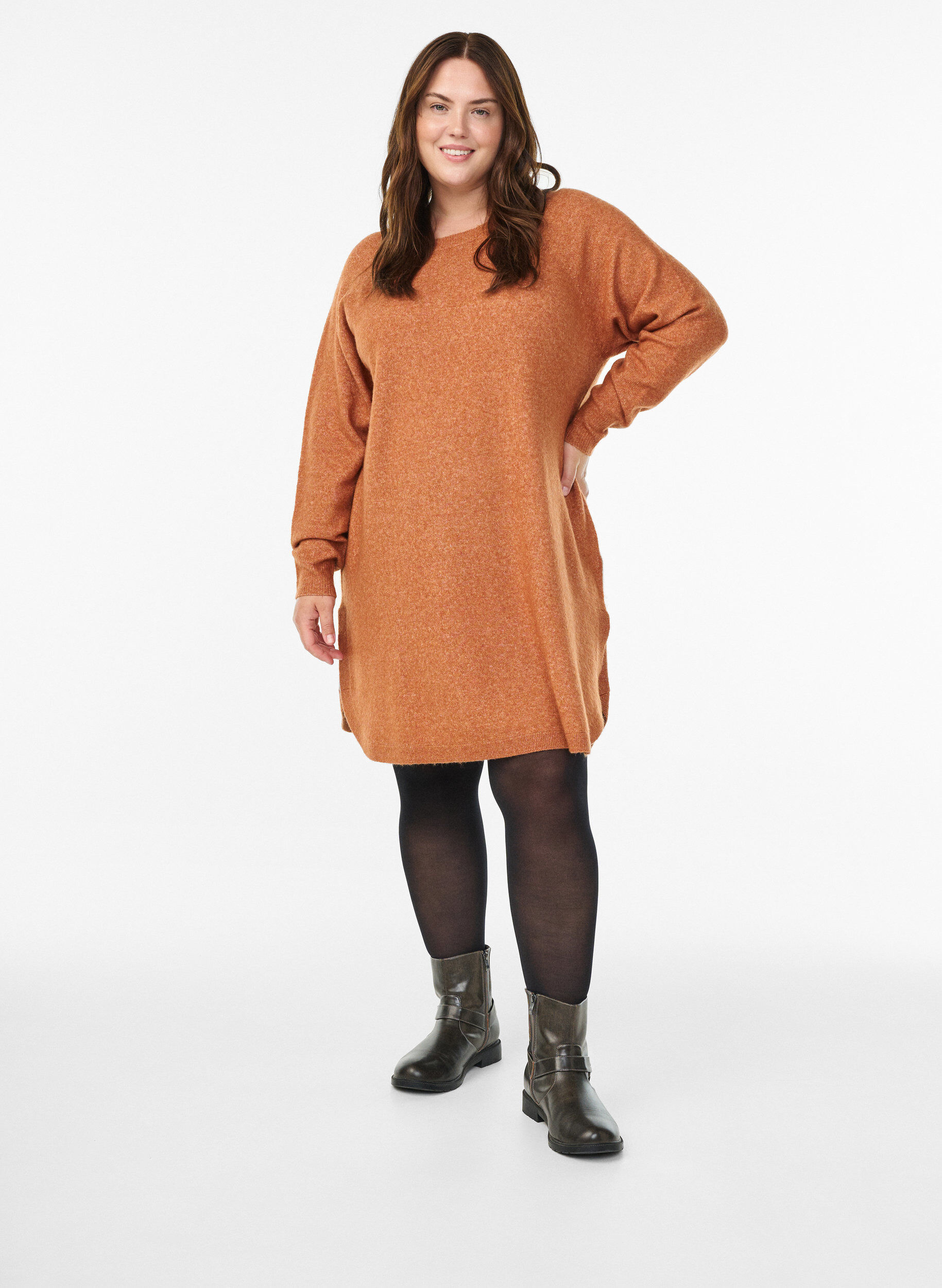 Zizzi Kort strikket kjole med rund hals, Orange, Model image number 1