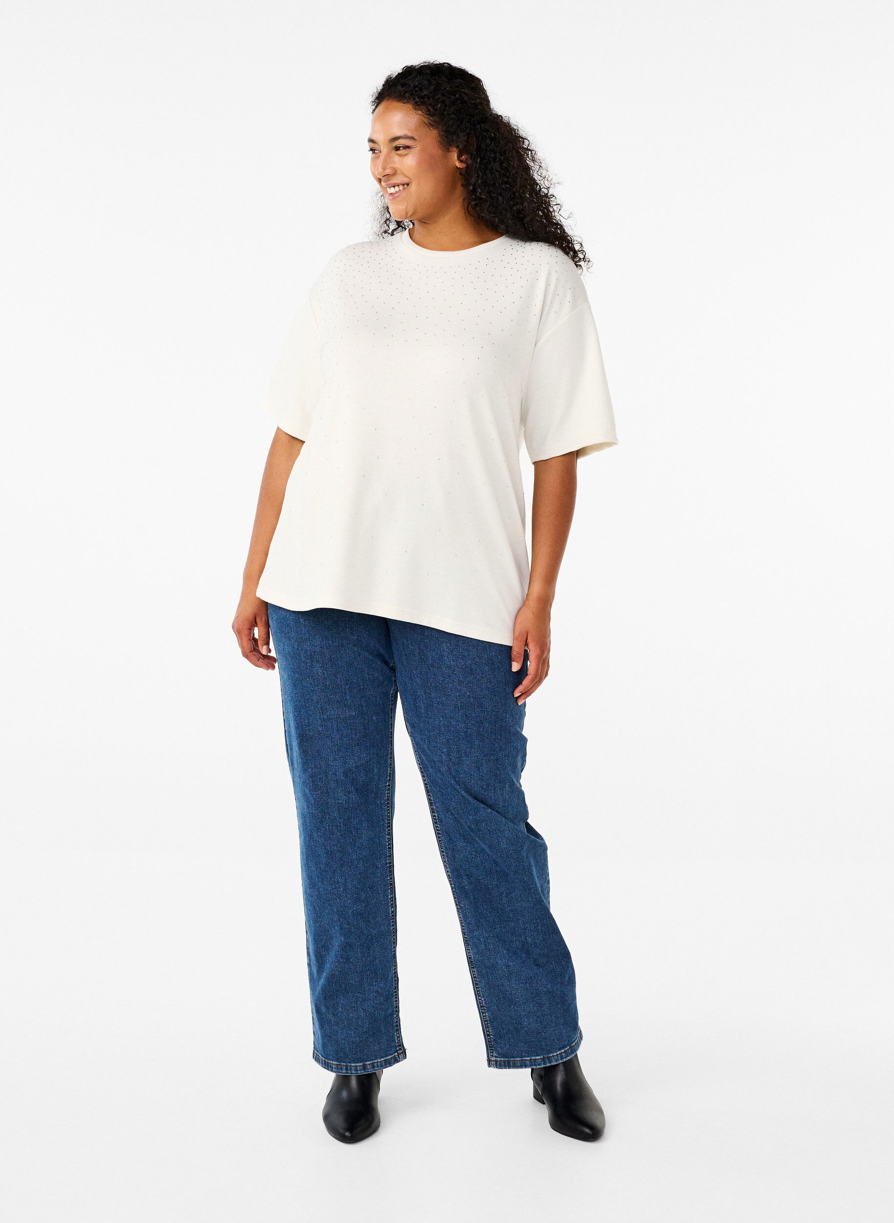 Zizzi T-skjorte med strass og rund hals, Hvit, Model image number 1