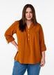 Bluse i bomullsmuslin med broderi anglaise, Orange, Model image number 0