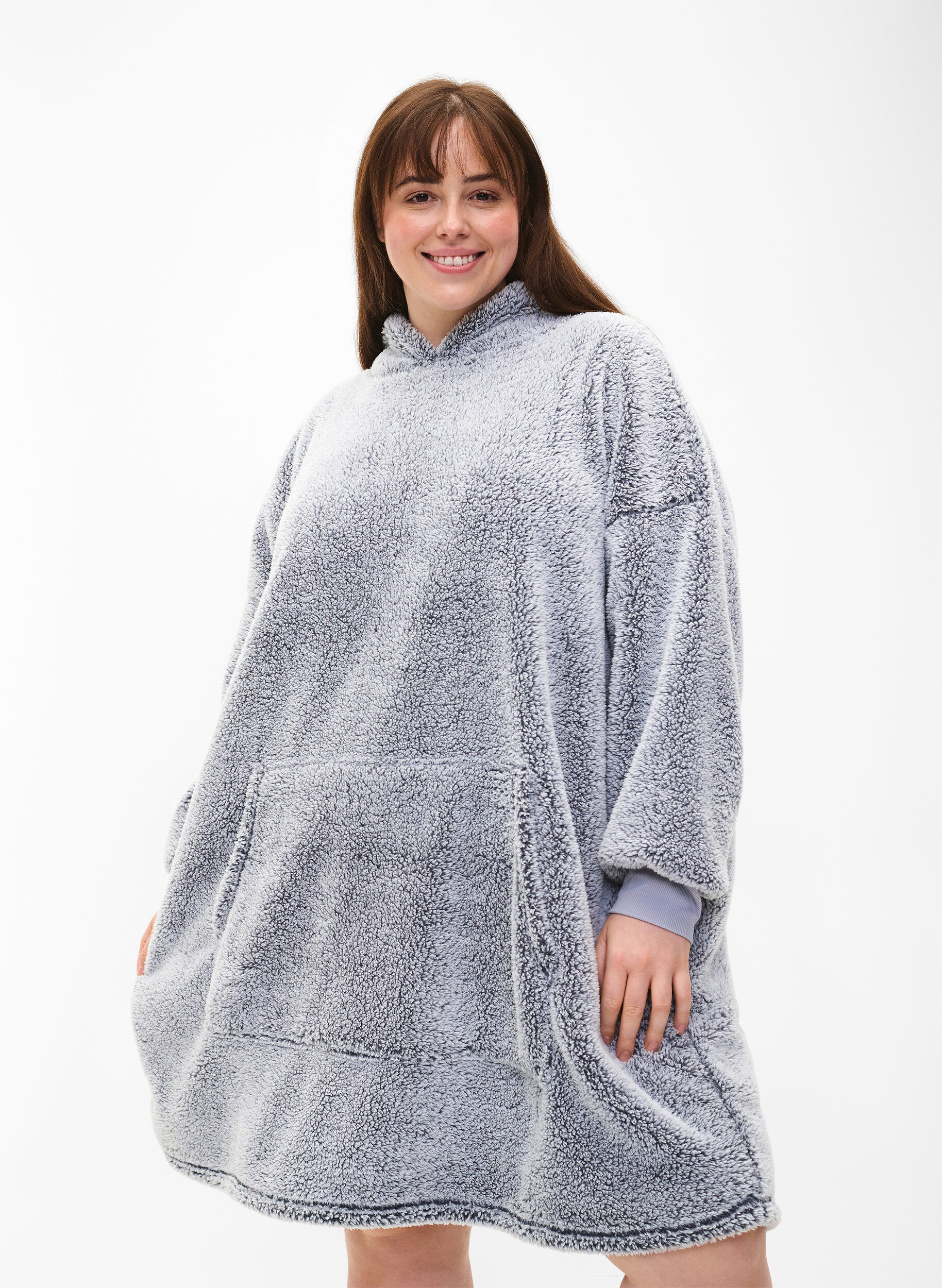 Zizzi Oversized teddykjole med lomme, Grey Melange, Model image number 0