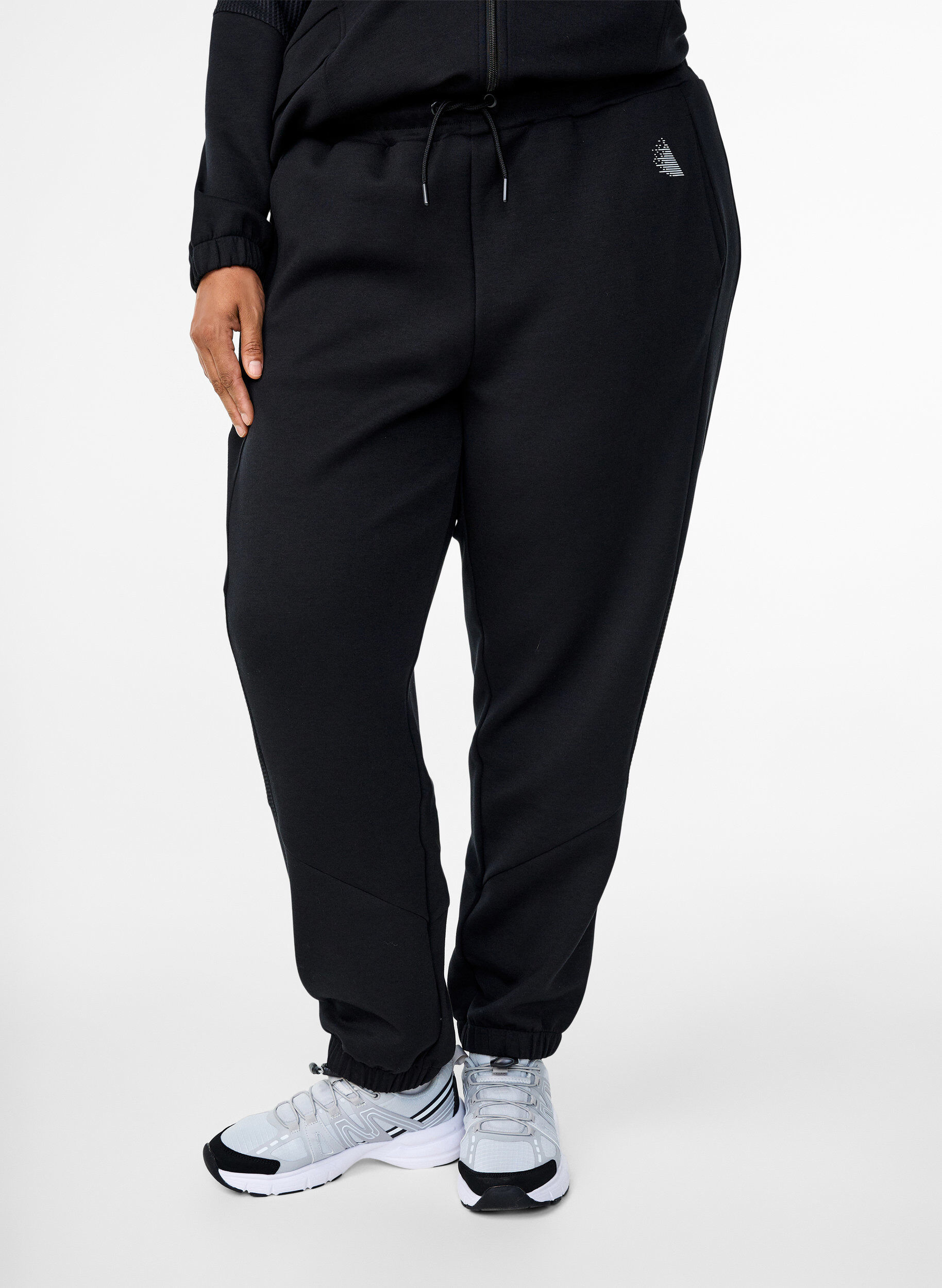 Zizzi Joggebukse med teksturdetaljer, Black, Model image number 0