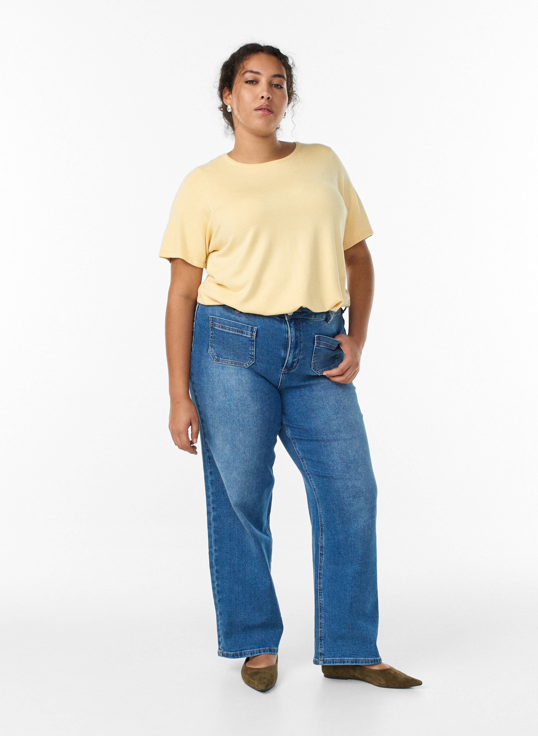 Zizzi Kortermet strikkebluse i viskose, Gul, Model image number 1