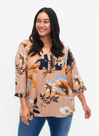 Bluse i viskose med 3/4-ermer, Blue Flower AOP, Model