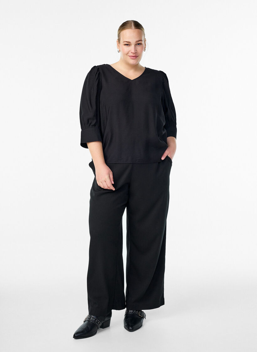Bluse med V-hals og 3/4-ermer, Svart, Model image number 1