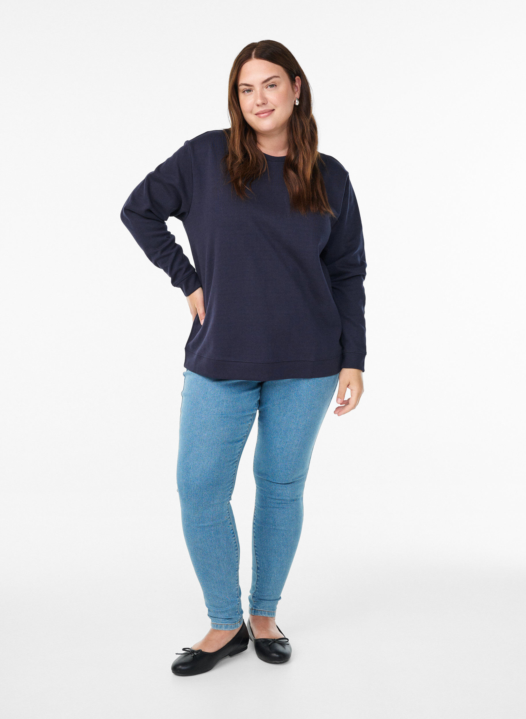 Zizzi FLASH - Genser med crewneck, Bl&aring;, Model image number 1