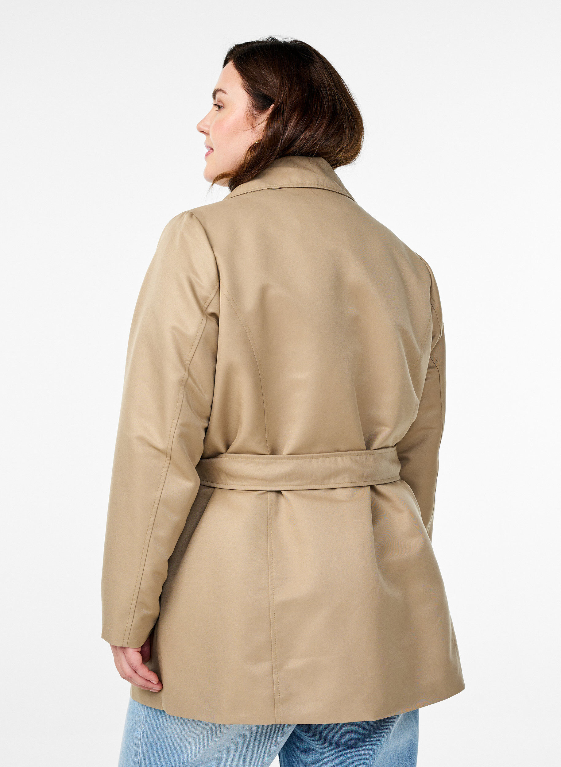 Zizzi Kort trenchcoat med belte, Beige, Model image number 2