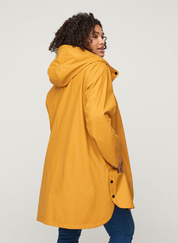 Regnjakke med hette og lommer, Spruce Yellow, Model image number 1