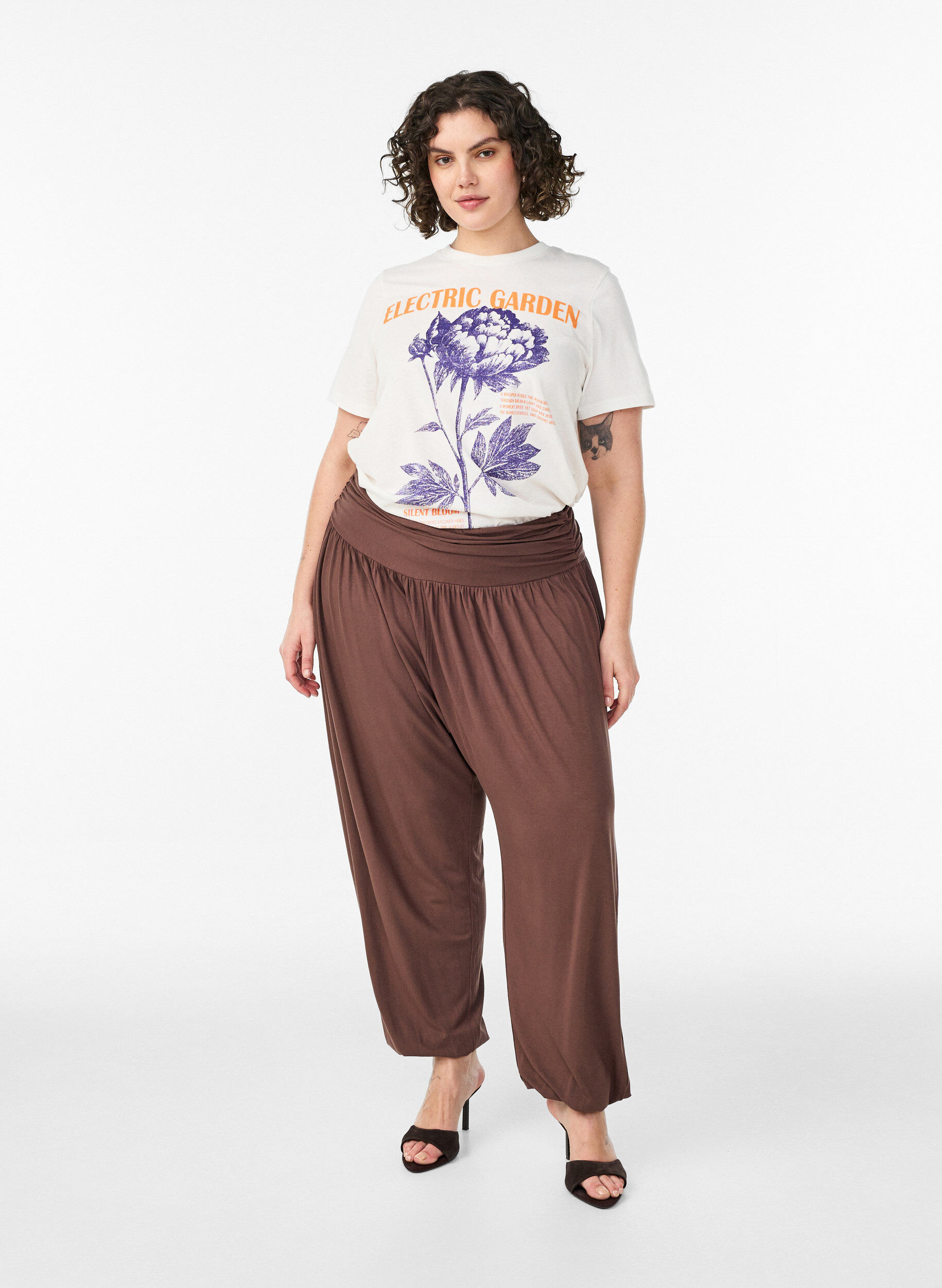 Loose fit harem-bukser, Brun, Model