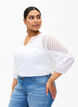 Bluse i bomullsblanding med lin og heklede detaljer, Bright White, Model image number 0