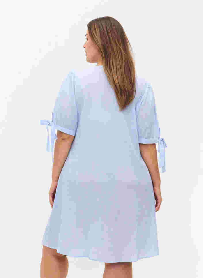 Stripete skjortekjole i bomull, Blue Stripe, Model
