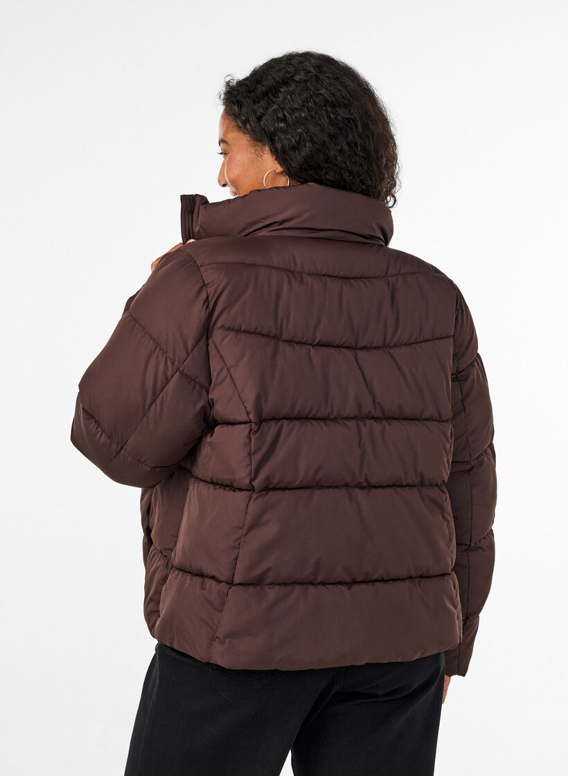 Kort pufferjakke med h&oslash;y krage, Brun, Model image number 2