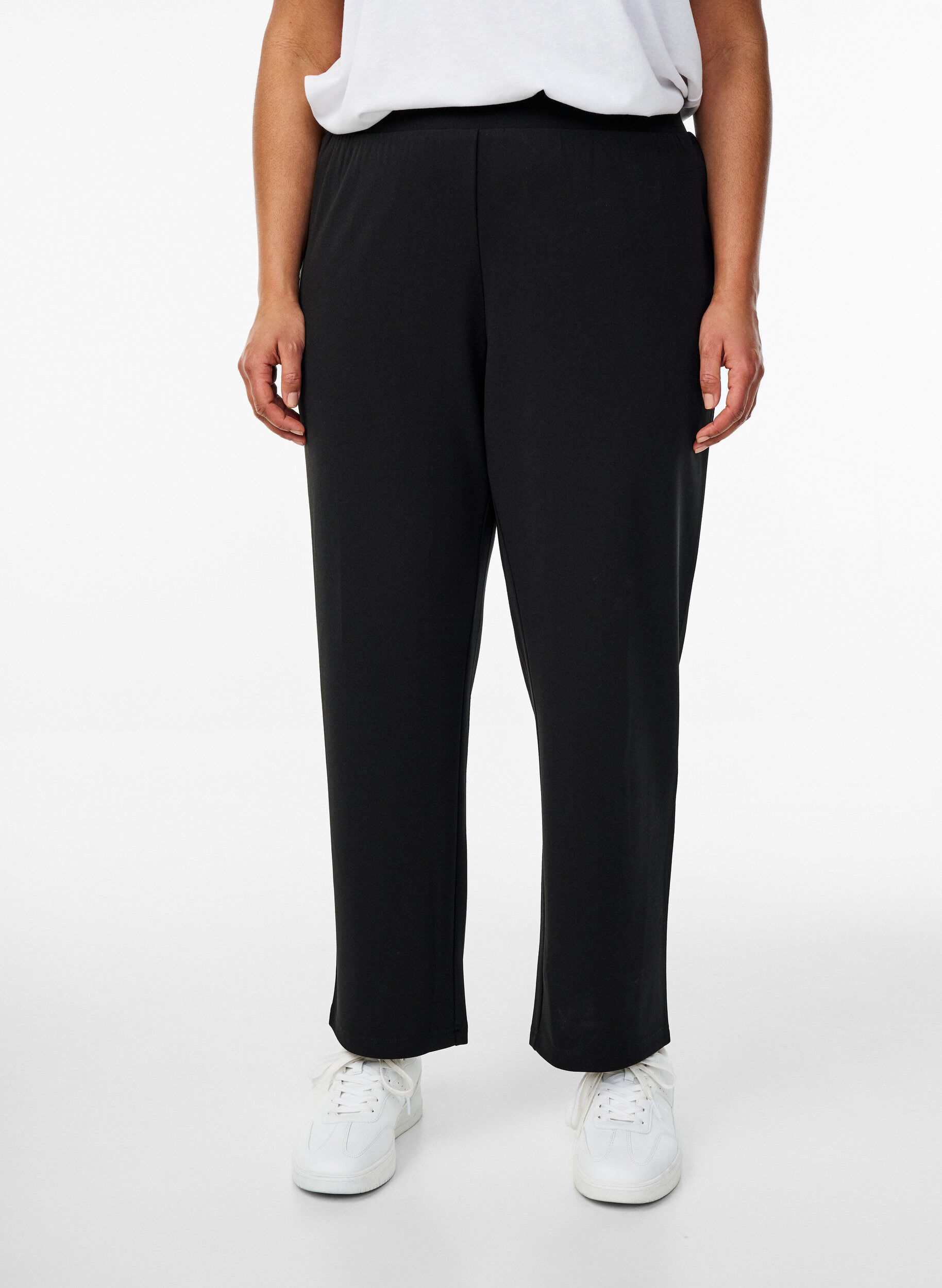 ZizziBukser med straight fit, Svart, Model image number 2