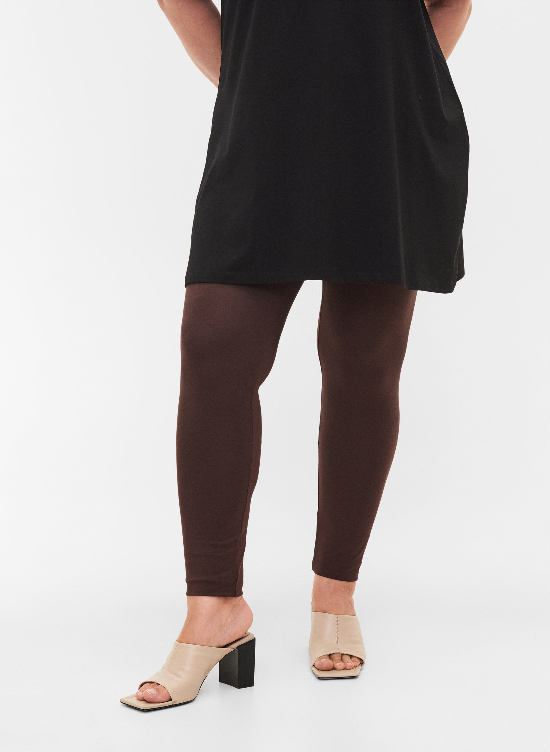 ZizziBasis leggings i viskose, Brun, Model image number 3