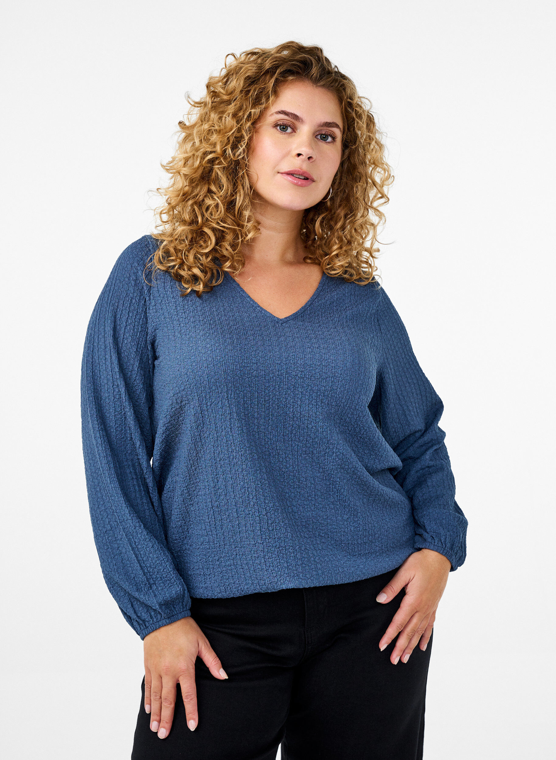 Zizzi FLASH - Bluse med tekstur og lange ermer, Bl&aring;, Model image number 0