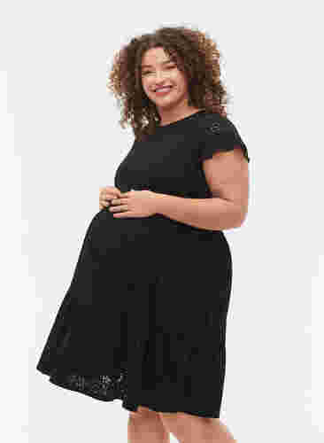 Kjole til gravide i broderi anglaise med ammefunksjon, Black, Model image number 0