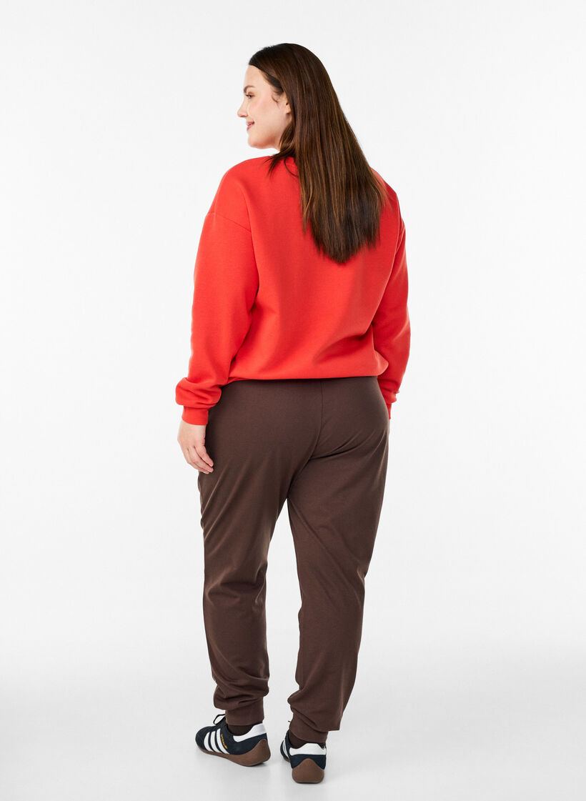 Genser med motiv foran, R&oslash;d, Model image number 2