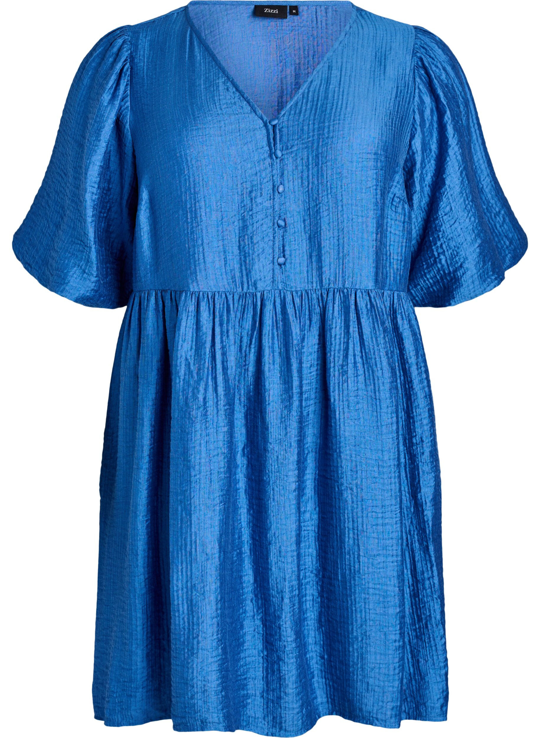 Kort kjole med tekstur og korte ballong ermer