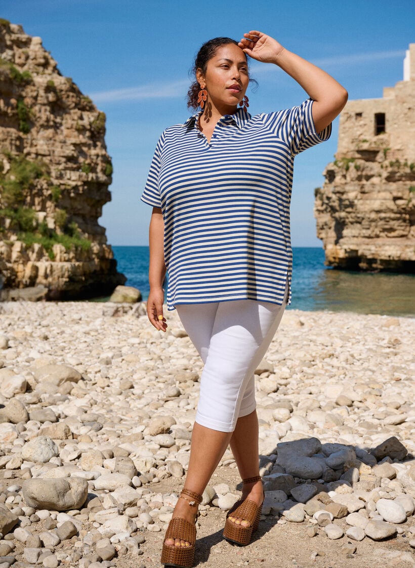 Slim fit Army caprijeans med h&oslash;y midje, Hvit, Image image number 0