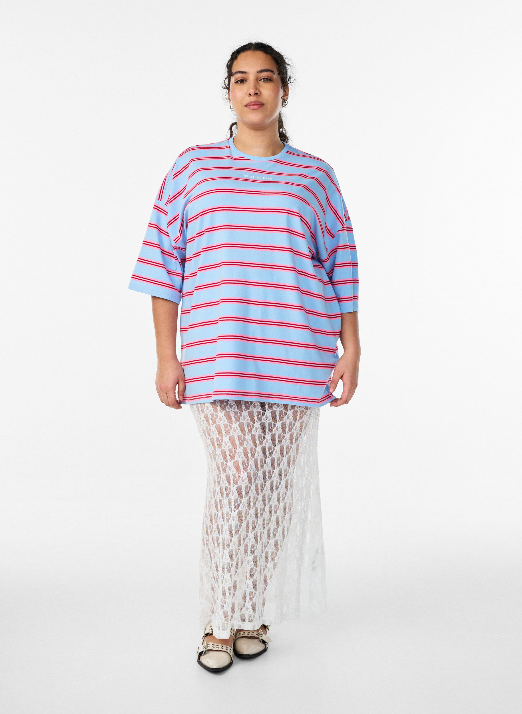 ZizziOversized T-skjorte med striper og 1/2 ermer, Bl&aring;, Model image number 1