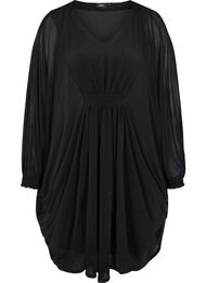 Langermet kjole med V-hals og smock, Black