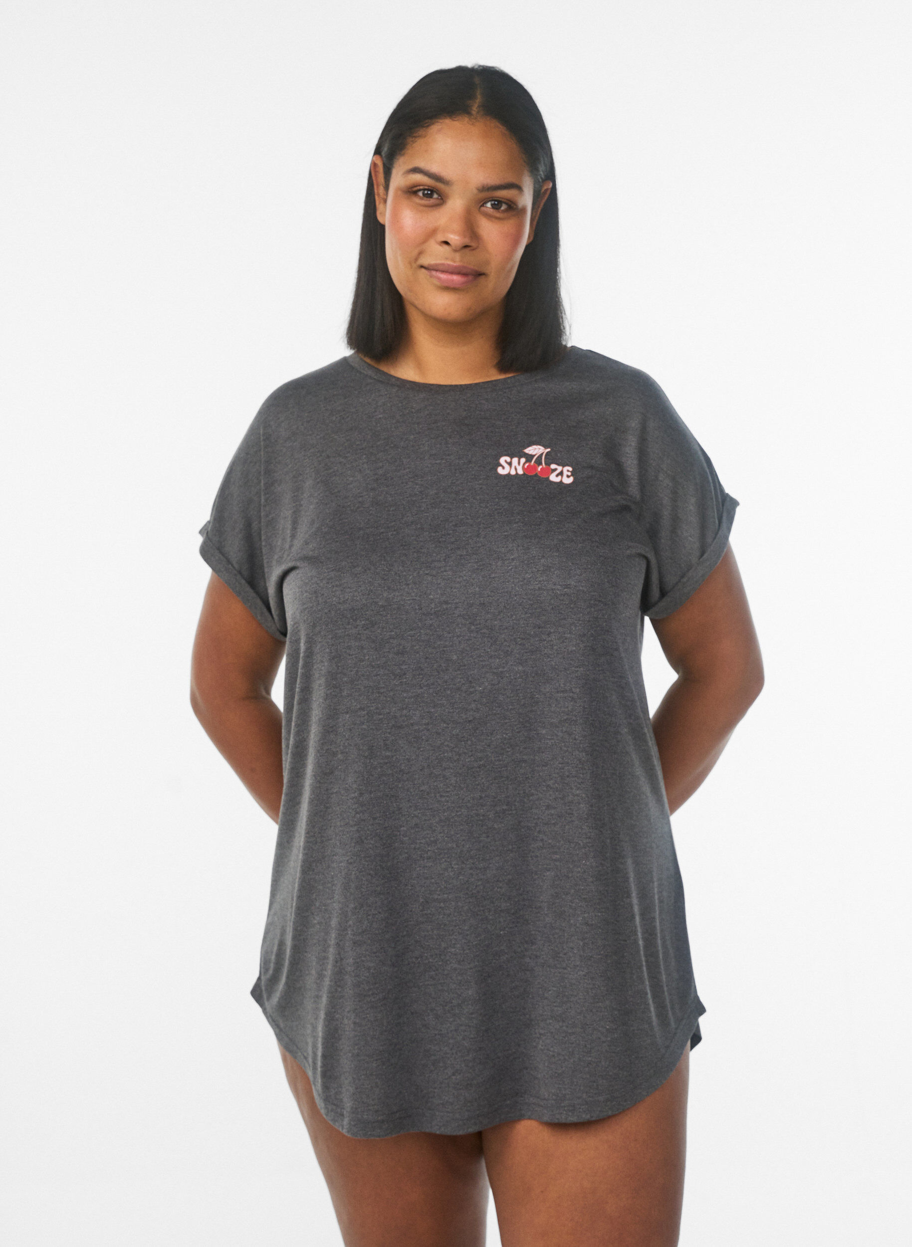 Short sleeve nightgown with text print, Black, Model