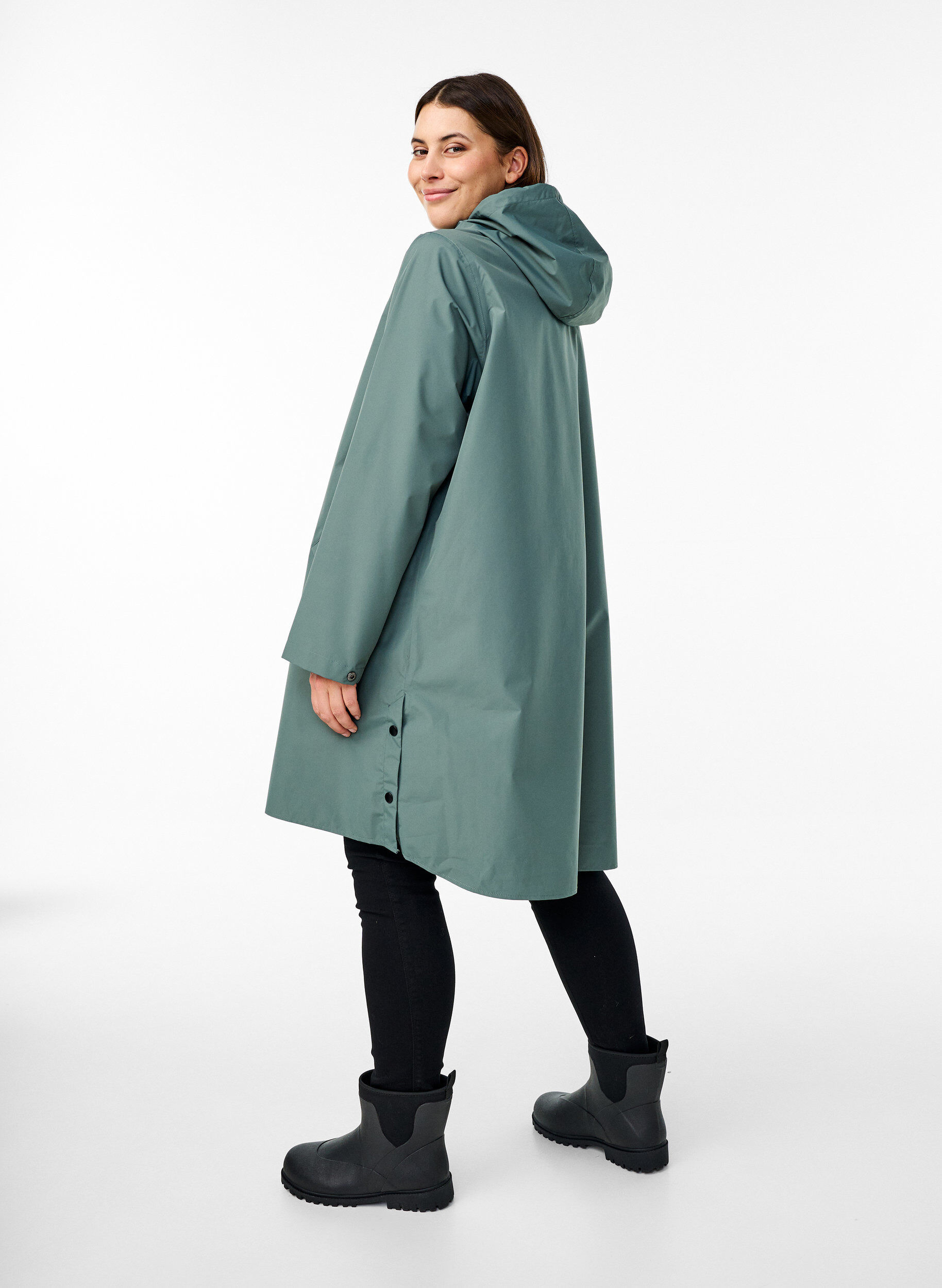 ZizziRegnjakke med lommer og hette, Gr&oslash;nn, Model image number 2