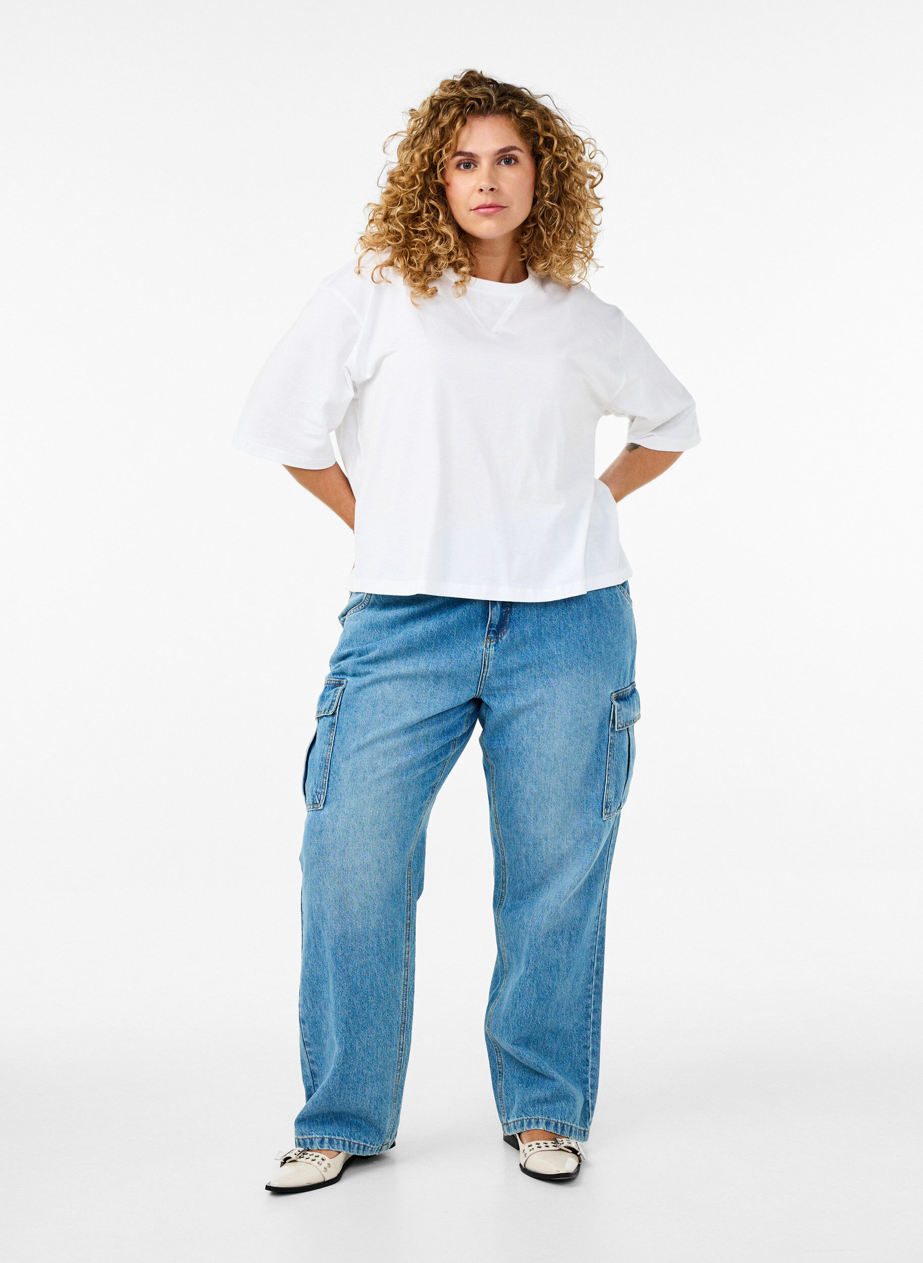 Zizzi Boxy T-skjorte i organisk bomull, Hvit, Model image number 1