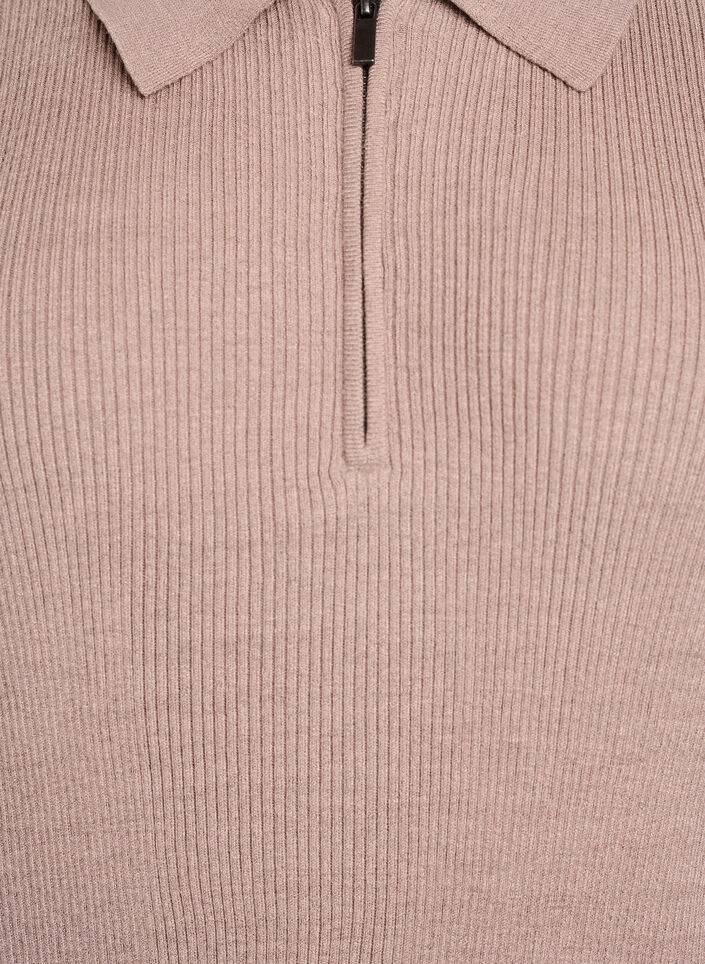 Ribbestrikket genser med polokrage og glidelås, Beige, Packshot image number 2