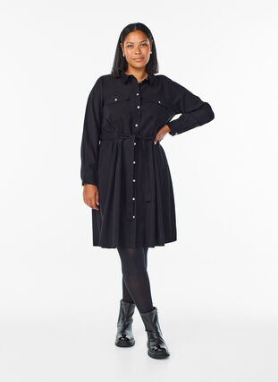 Zizzi Skjortekjole med knytebelte og lange ermer, Svart, Model image number 1
