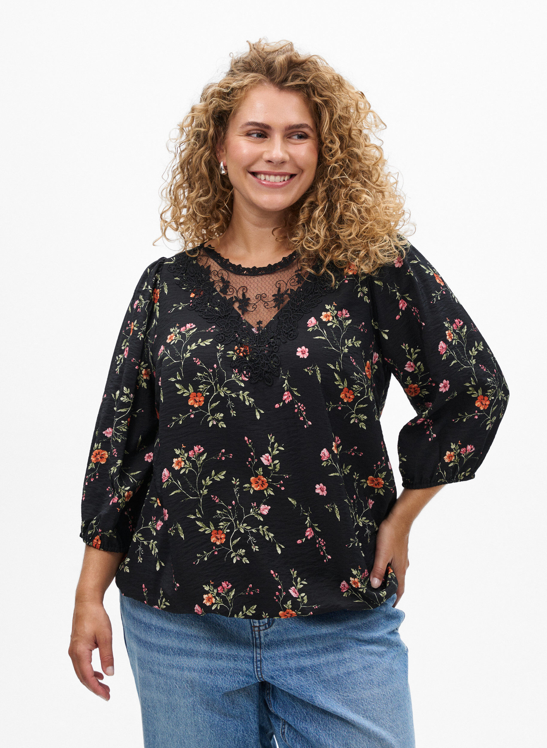 Bluse med 3/4 ermer og blondedetaljer, Svart, Model