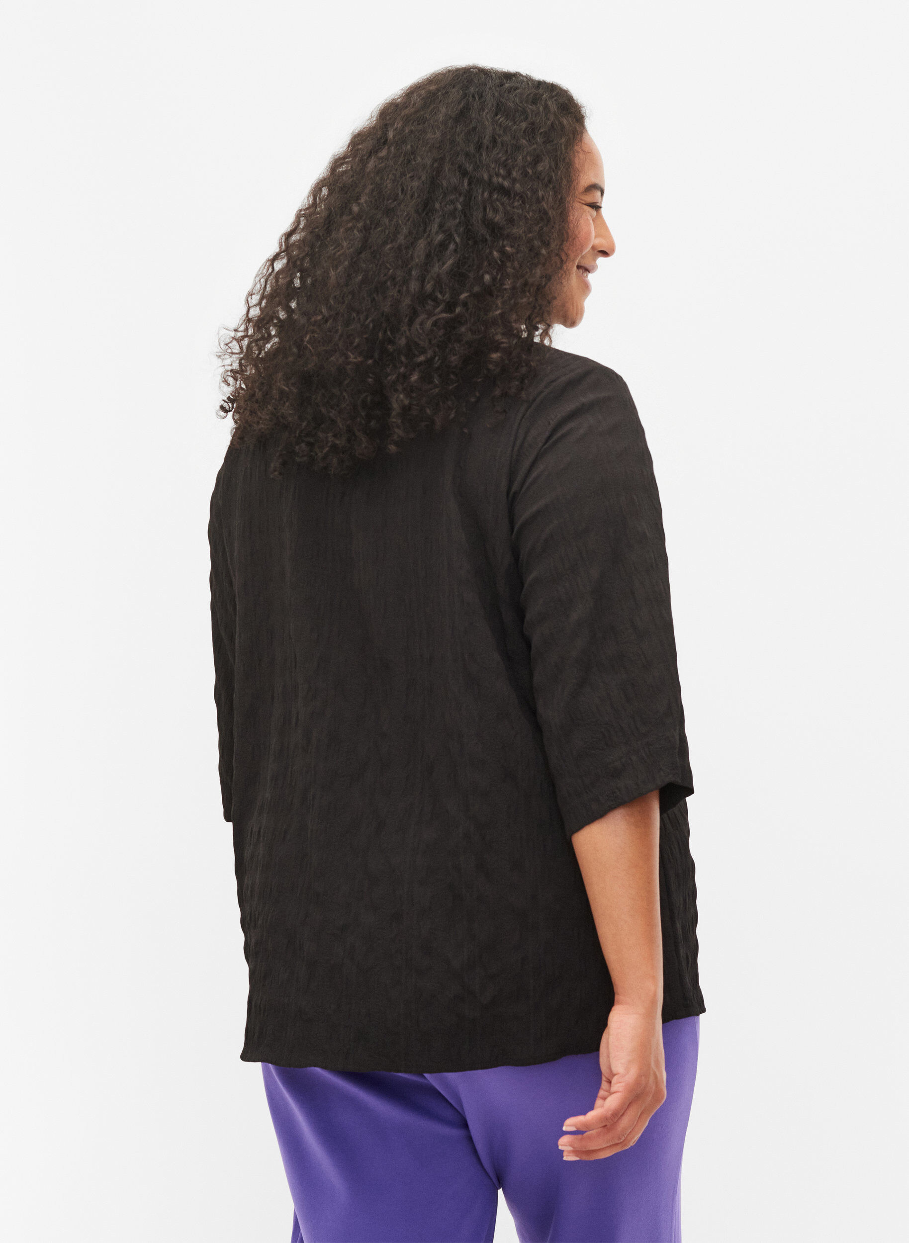 Zizzi Bluse med h&oslash;y hals og 3/4-ermer, Black, Model image number 1