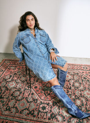 Zizzi Denimkjole med destroy-mønster, Blue denim, Image image number 0