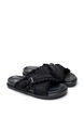 Wide fit - Slip-on sandal med volangkanter, Svart, Packshot image number 1