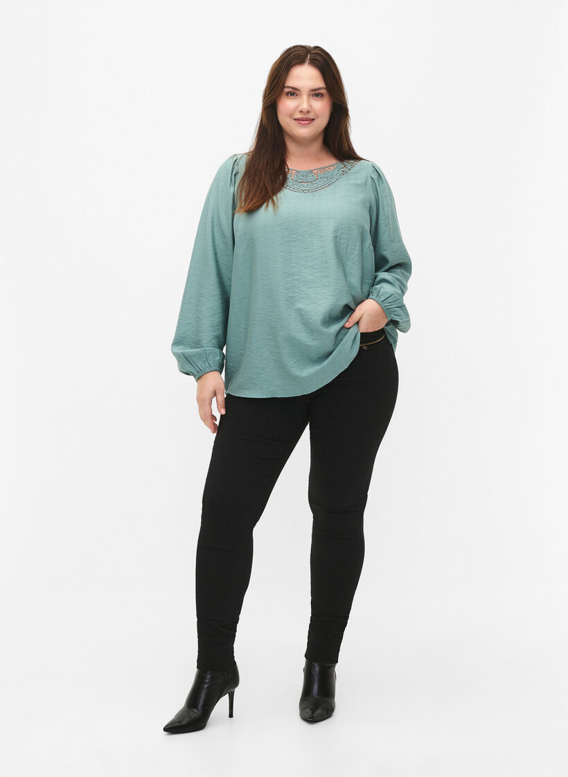 Bluse i viskose med heklede detaljer, Chinois Green, Model image number 2