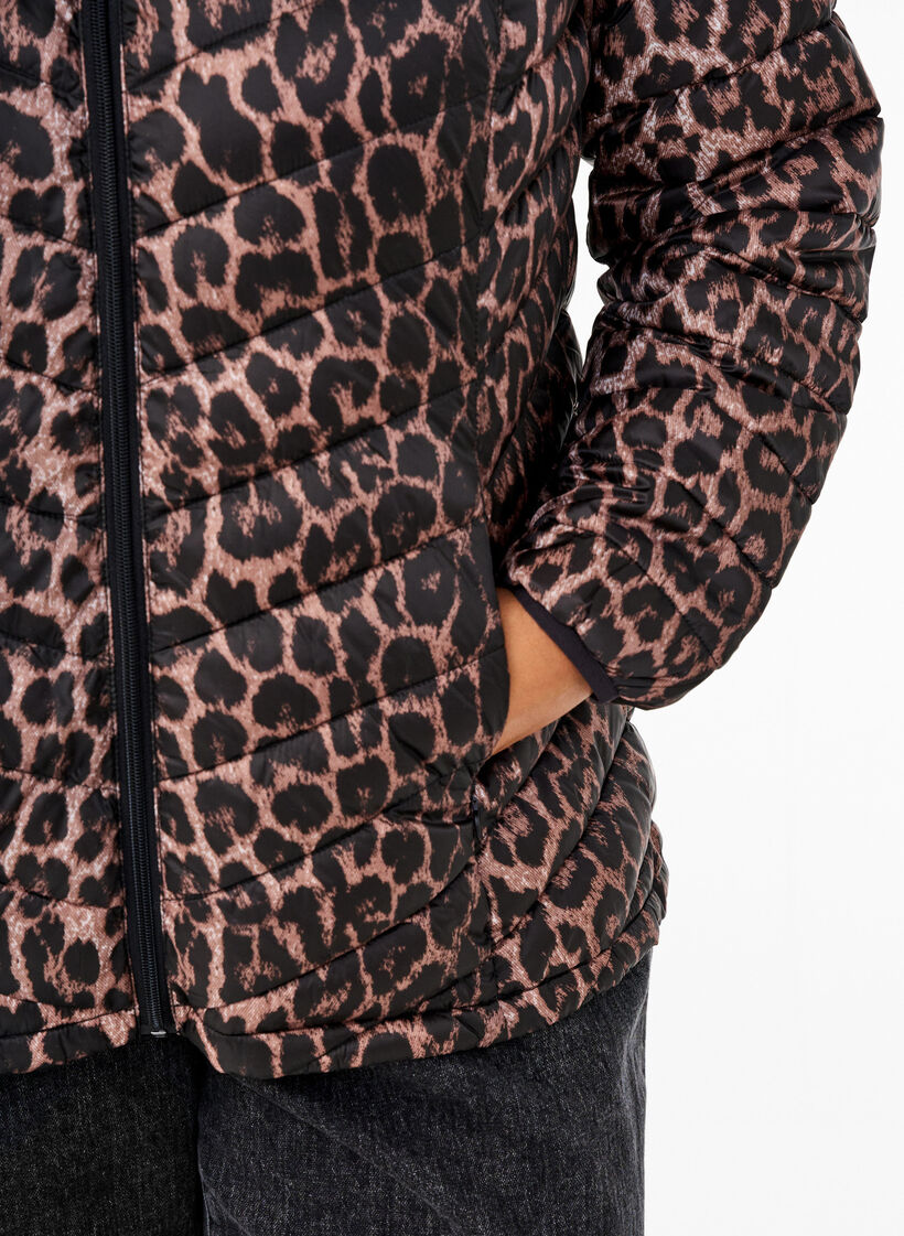 Lett jakke med lommer, Brun, Model image number 3